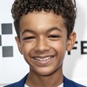 Colton Osorio als Little Boy