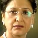 Maya Alagh als Pushpa Bhargav