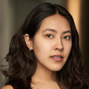 Brenda Valencia als Mia