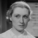 Madeleine Geoffroy als Mme Sevestrain