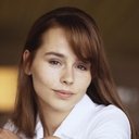 Tara Fitzgerald als Hooper