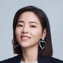 Vivienne Tien als Yun Qing