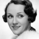 Benita Hume als Telephone Receptionist (uncredited)