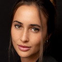 Paloma Reynaud als Luna Aznar