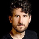 Héctor Carballo als Serrano