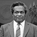 Jean-Marie Tjibaou als Self (archive footage)