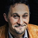 Besnik Prekazi als Erjon