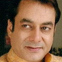 Jayant Rawal als Chief Doctor