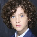 Maximo Masefield als Theo