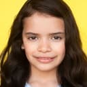 Elizabeth Martinez als Young Kora (9)