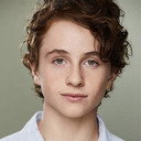 Judah Prehn als Max Hawthorne