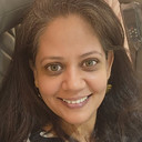 Mallika Prasad als Amma