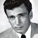 Richard Wyler als Agent Killed by Zharkov in Car