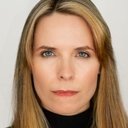Deirdre V. Lyons als Det. Lisa Tuttle
