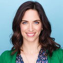 Helen Hood als Bookstore Owner