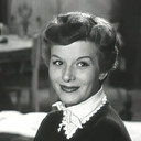 Michèle Philippe als Melle Marie-Louise, la vendeuse du rayon Ameublement Décoration