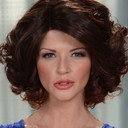 Joslyn James als Lara