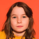 Pola Friedrichs als Maya Widmann