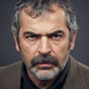 Hayati Hamzaoğlu als Ser