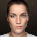 Jude Mack als Kai's New Girlfriend