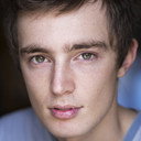 Leith Towers als James Smith