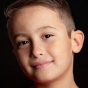 Jordan Mazeral als Zuma (voice)