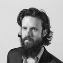 Father John Misty als P-22