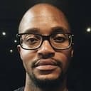Zolile Nokwe als Hangula