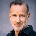 Thomas Douglas als Klaus