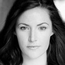 Lowri Walton als Jay's Wife