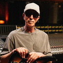Pino Palladino als Self