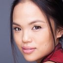 Nikki SooHoo als Miranda