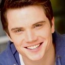 Cameron Deane Stewart als Russell Middlebrook