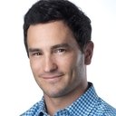 Jeremy Bloom als Narrator