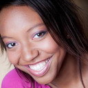 Gianna Redeemer als Rudy's Family Member