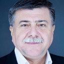 Halil Balkanlar als Hikmet