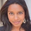 Sharon Muthu als Doctor Bellum / Agent Zari (voice)