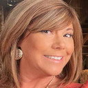 Caryn Chandler als Self