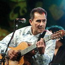 Cuti Carabajal als Carlos Carabajal