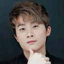 Daniel Chang als Lee