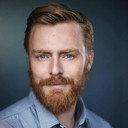 Nicholas Pople als Elliott Gibson