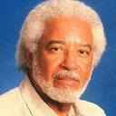 Winston Stona als Pastor Johnson
