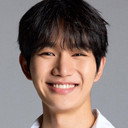 윤상현 als Baek Seong-rae