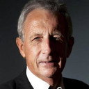 Robert Lacey als Self