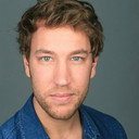 Jörgen Scholtens als Man