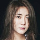 이유미 als Kyung-soo's sister