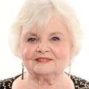 June Squibb als Mrs. Hastings