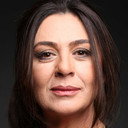 Zeyno Eracar als Semaver