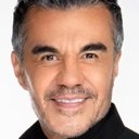 Adrián Uribe als Alfredo García