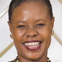 Nthati Moshesh als Dorothy